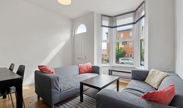 Extremely High Standard 4-Bed, 2-Bath - Photo 1