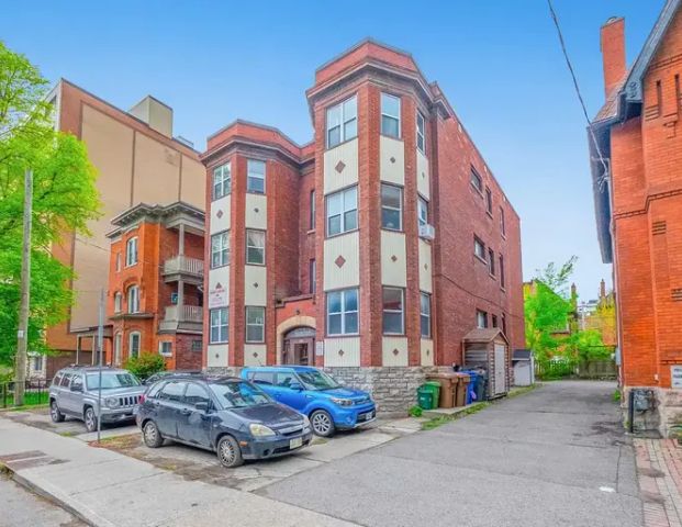 9-305 Waverley St (Basement) - Move-in Ready! | 305 Waverly St, Ottawa - Photo 1