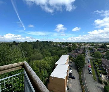 Unfurnished One Double Bedroom Apartment with Allocated Parking and a balcony with stunning views. AVAILABLE NOW! - Photo 1