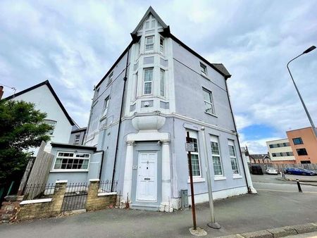 Cowbridge Road East, Cardiff, CF5 - Photo 3