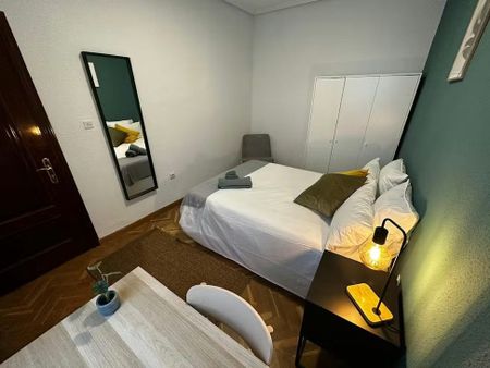 Calle de la Victoria, Madrid, Community of Madrid 28012 - Photo 4