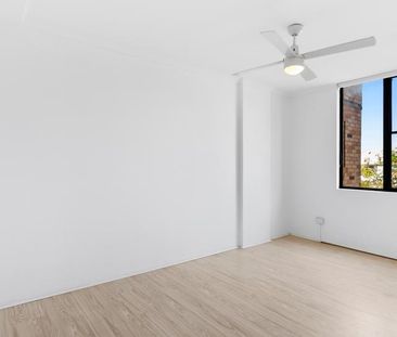 4/72 Marine Parade - Photo 3