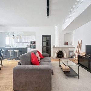Appartement te huur in Brussel voor € 1.300 met 1 slaapkamer - Photo 3