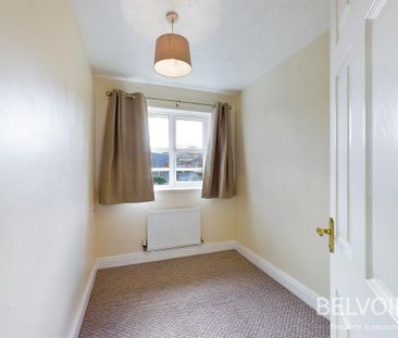 3 bedroom semi-detached house to rent - Photo 6