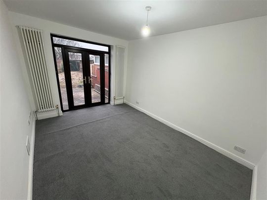 Balby Road, Doncaster - Photo 1