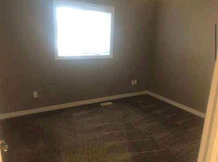 For Lease - 1995 Purcell Drive, London East, Ontario - Photo 5