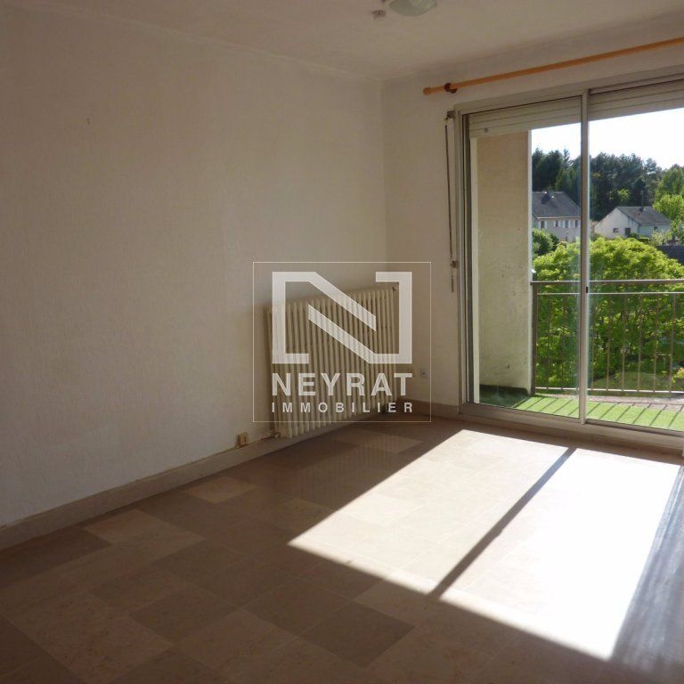 Location Appartement 1 pièce 26m² AUTUN 71400 - Photo 1