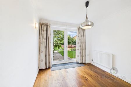 4 bedroom detached house to rent - Photo 4