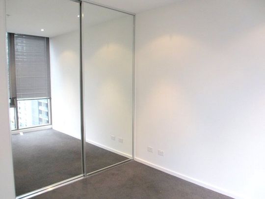 1411/118 Kavanagh Street - Photo 1