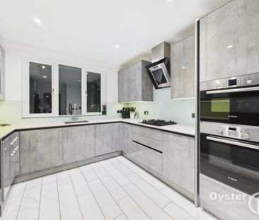 4 bedroom flat to rent - Photo 3