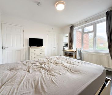 Studio to rent - Photo 6