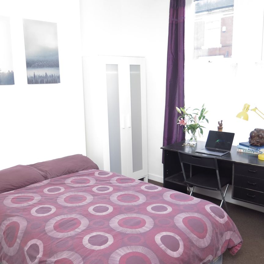 3 Bed Terraced House, Claremont Road, M14 - Photo 1