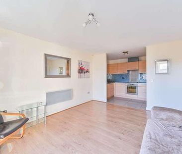 King George Crescent, Ha, Wembley, HA0 - Photo 3