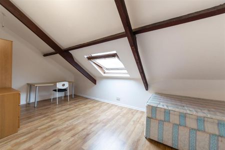 5 bedroom maisonette to rent - Photo 4