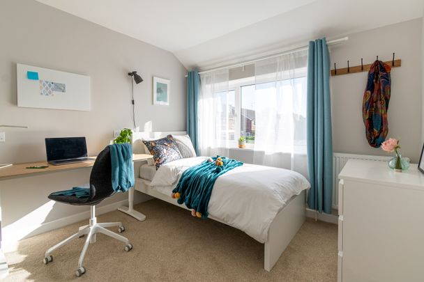 4 Bed Semi-Detached House, Leam Green, CV4 - Photo 1