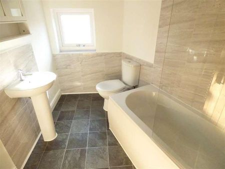 Birmingham Road, Stratford-upon-avon, CV37 - Photo 4