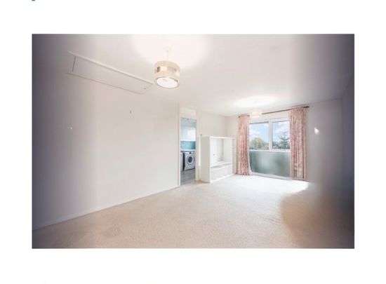 1 Bed Flat, Wren Court, CR0 - Photo 1