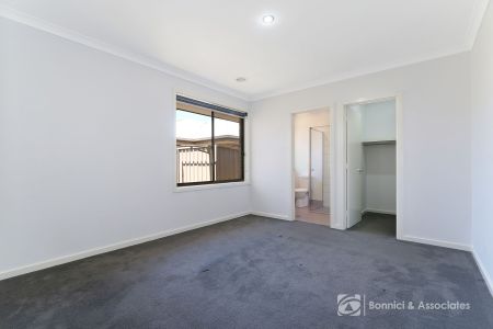 1/2 Darga Place, Springdale Heights - Photo 2