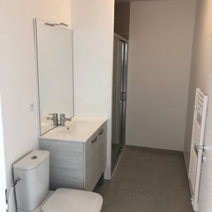 Location Appartement 1 pièce 28m² - Photo 2