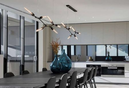 Furnished 1 Bedroom Apartment in Royal Elizabeth - Photo 2