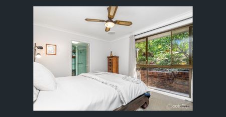 Tranquil Waterfront Cottage in Sought-After Bilambil Heights - Photo 4