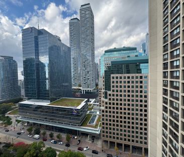 For Lease - 33 Harbour Square Unit# 2423, Toronto, Ontario - Photo 2