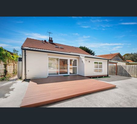 742 Whitehorse Road, Mont Albert, Vic 3127 - Photo 2