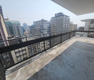 2300 Rue St Mathieu, Montréal (Ville-Marie), QC H3H - Photo 4
