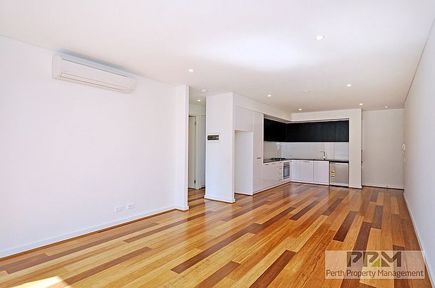 3/2 Marina Drive, Ascot WA 6104 - Photo 1