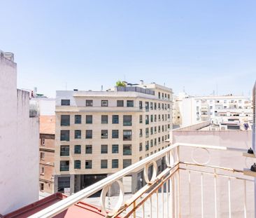 Calle del Doctor Esquerdo, Madrid, Community of Madrid 28028 - Photo 5