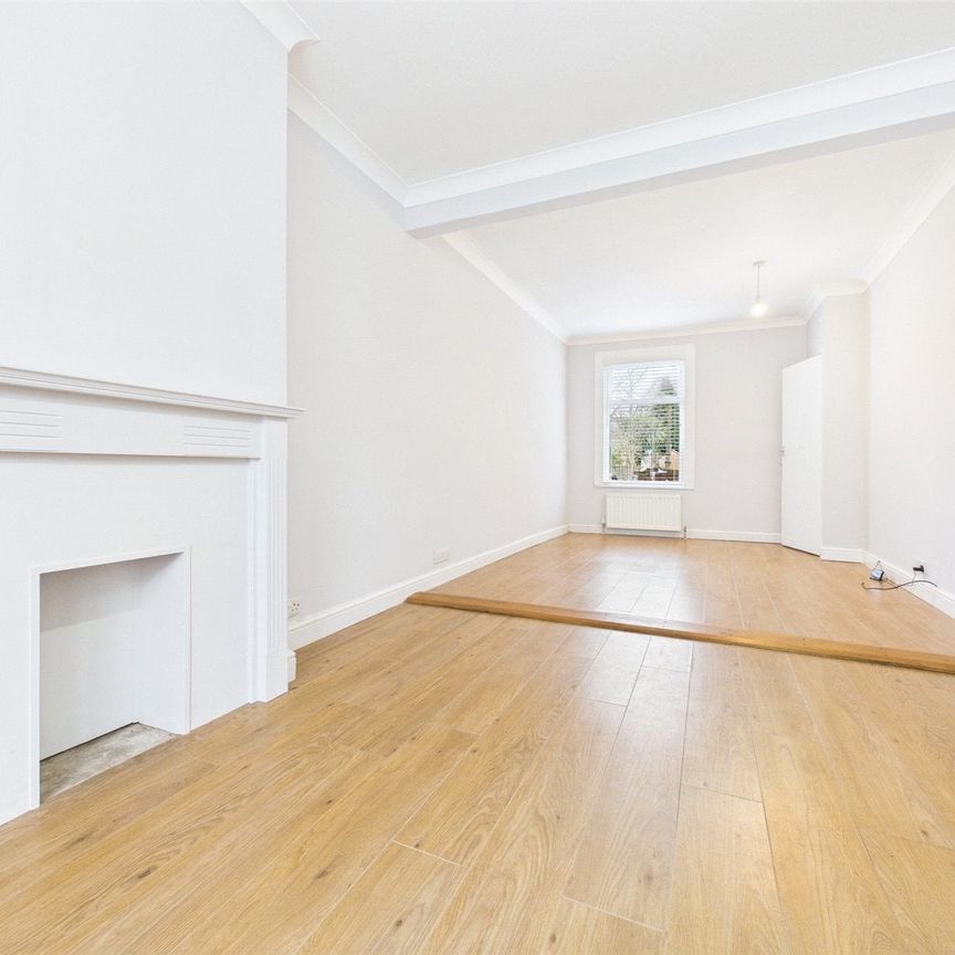 Edgar Road, Yiewsley, West Drayton, UB7 - Photo 1