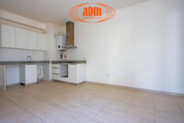 Vente STUDIO LIBRE DE SUITE EN RDC - Photo 1