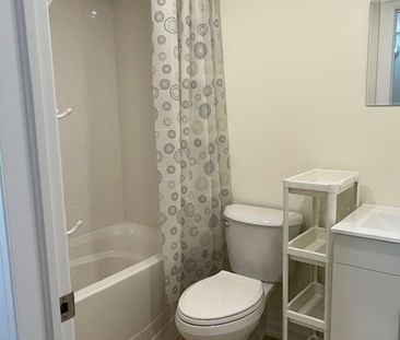 For Lease - 2100 Lorelei Road Unit# Basement, Mississauga, Ontario - Photo 3