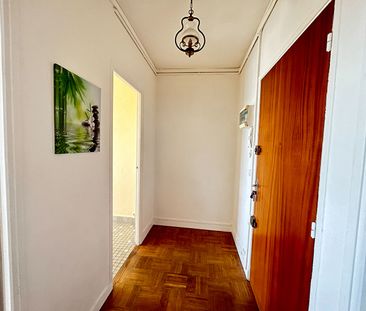 Location Appartement 1 pièce 31m² - Photo 5
