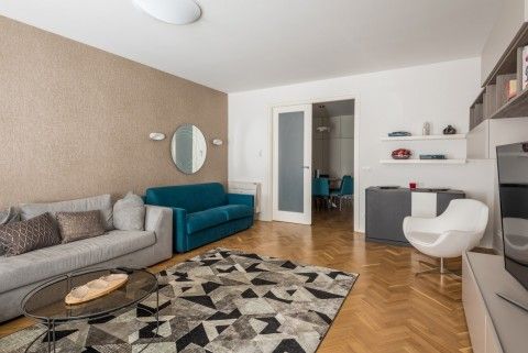 Classic Castle Apartment - Photo 1