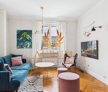 Warszawa, Praga-Północ, Nowa Praga, Plac gen. Józefa Hallera - Photo 1