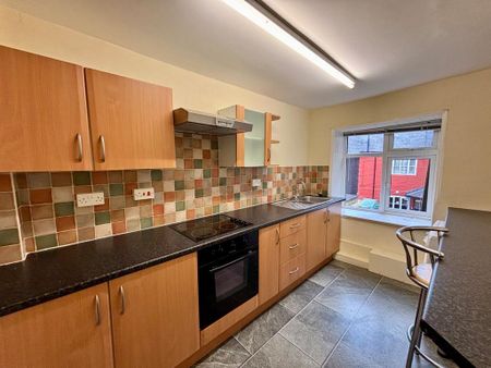 2 bedroom terraced house to rent - Photo 4