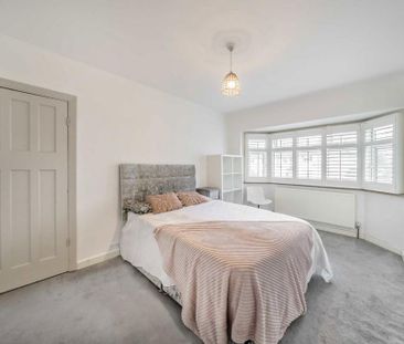 5 bedroom semi-detached house to rent - Photo 3
