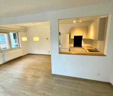 Appartement te huur - Foto 2