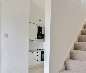 3 Bed Terraced House, Arklow Close, NG8 - Photo 3