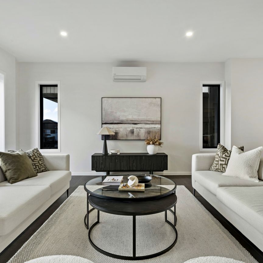 BRAND-NEW EXECUTIVE TOWNHOUSE FOR RENT - Photo 1