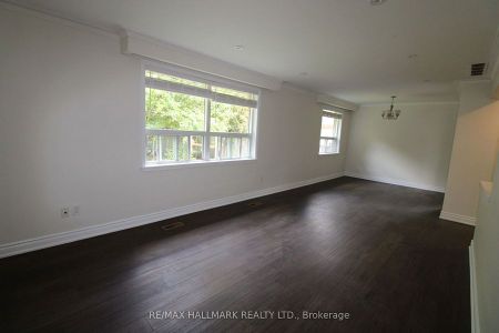 For Lease - 389 Allgood Street Unit# Main Fl, Richmond Hill, Ontario - Photo 4