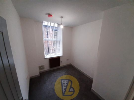 1 bedroom block of apartments to rent - Photo 1