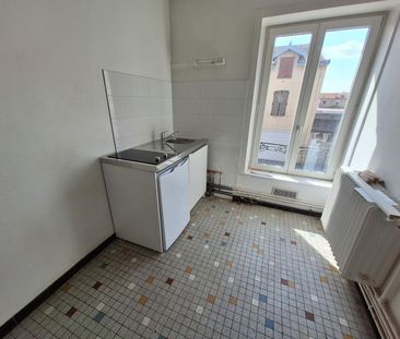 Location Appartement 1 pièce 28m² - Photo 2