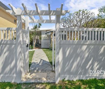 1/9 LITTLE JENNER ST - Photo 1