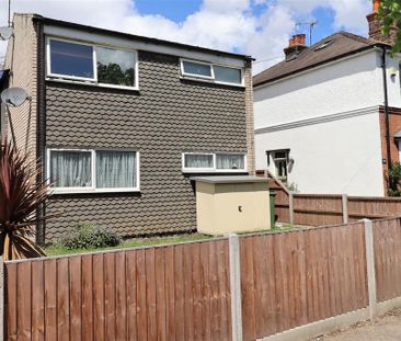 1 bedroom ground floor maisonette to rent - Photo 5