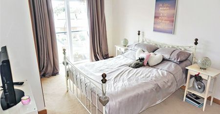 2 bedroom property to rent - Photo 4