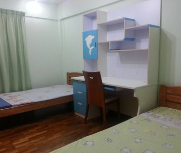 3 Bedroom HDB_FOUR_ROOM at Ang Mo Kio - Photo 2