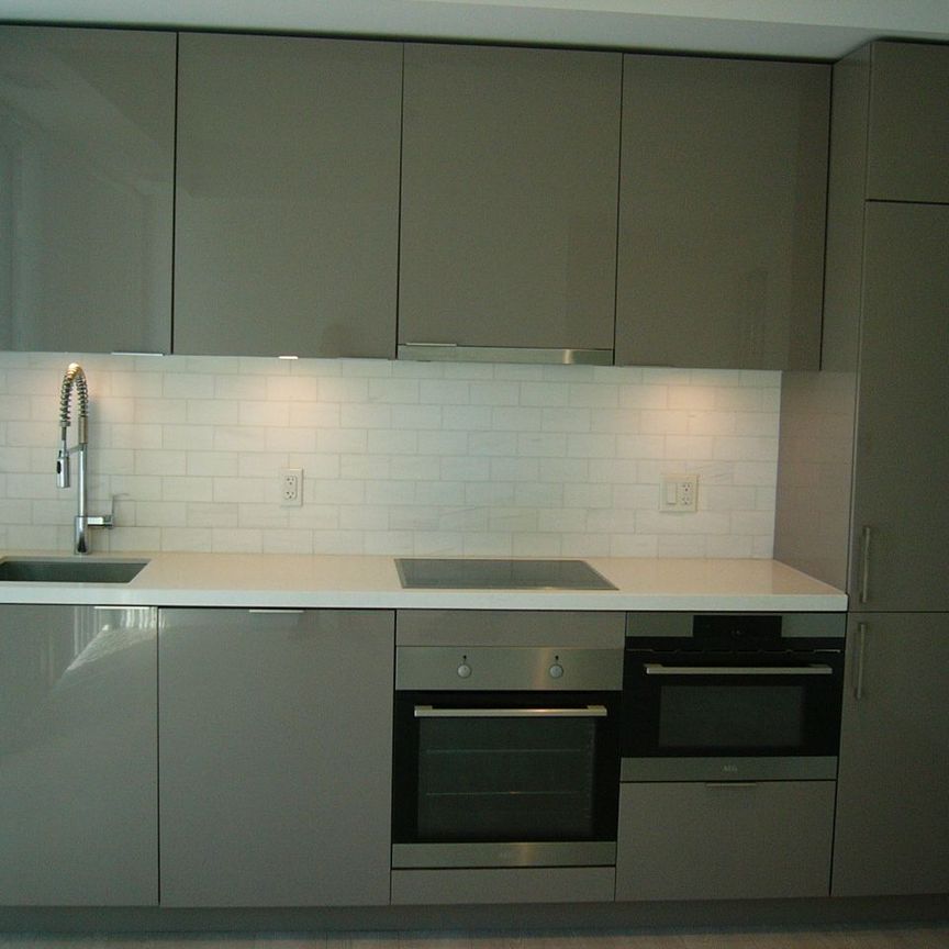 For Lease - 15 Queens Quay Unit# 523, Toronto, Ontario - Photo 1