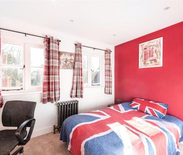 3 bedroom semi-detached house to rent - Photo 5